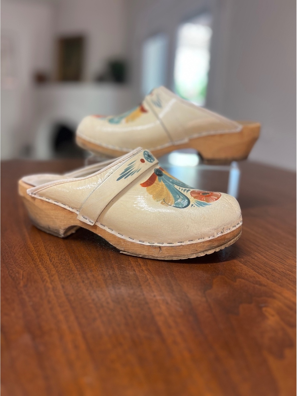 Vtg Vollsjö Swedish Hand Painted Kurbits Leather Clogs 39